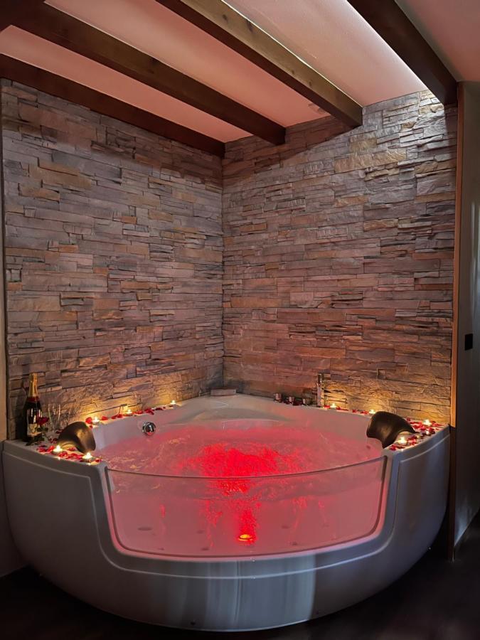 La Era De Lario Habitacion Con Jacuzzi Экстерьер фото